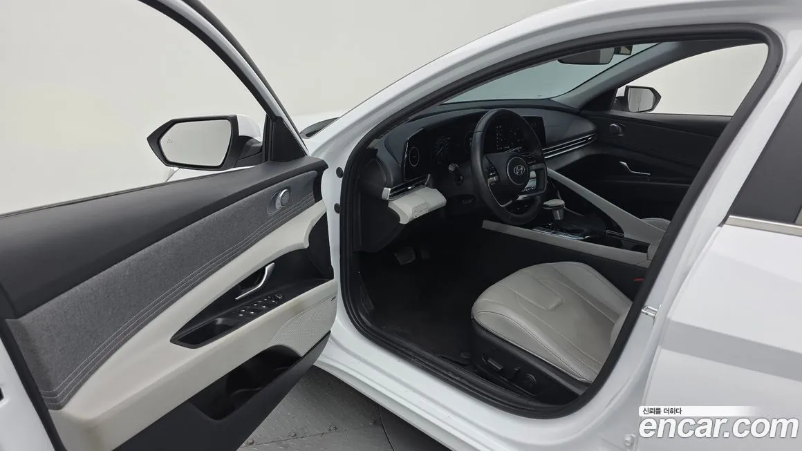 Hyundai AVANTE 2023 из KR, фото 10