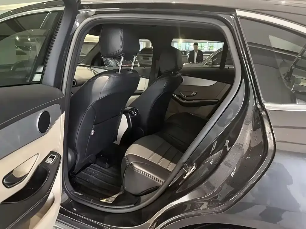 Mercedes-Benz EQC 2022 из CN, фото 8