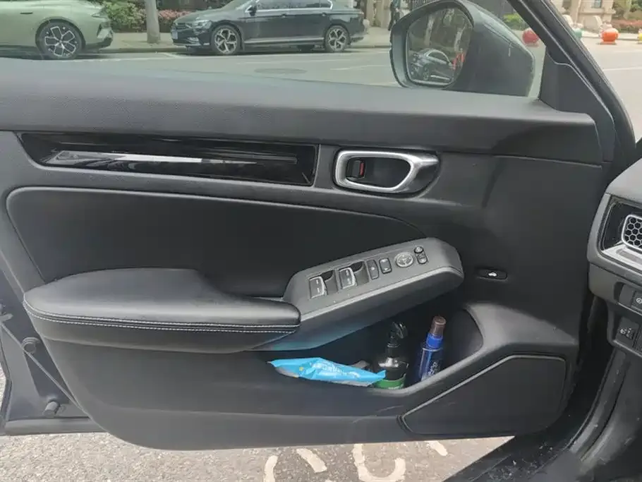 Honda Civic 2023 из CN, фото 9