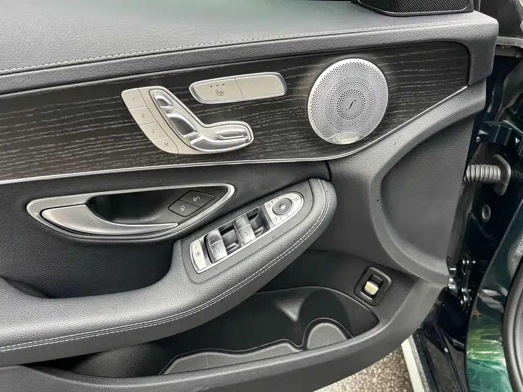 Mercedes-Benz C-Class 2021 из CN, фото 4