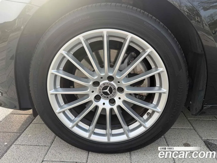 Mercedes-Benz E-Class 2023 из KR, фото 4
