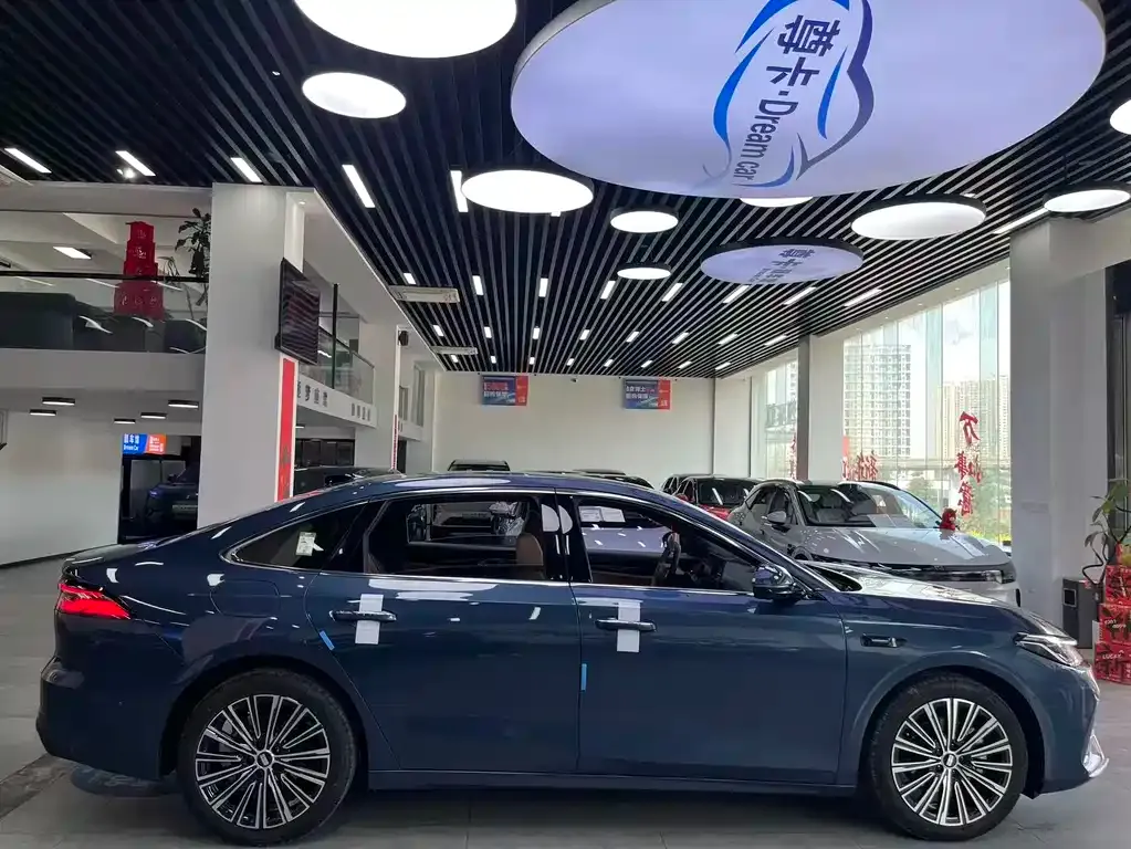 Geely Galaxy A7 2025 из CN, фото 9