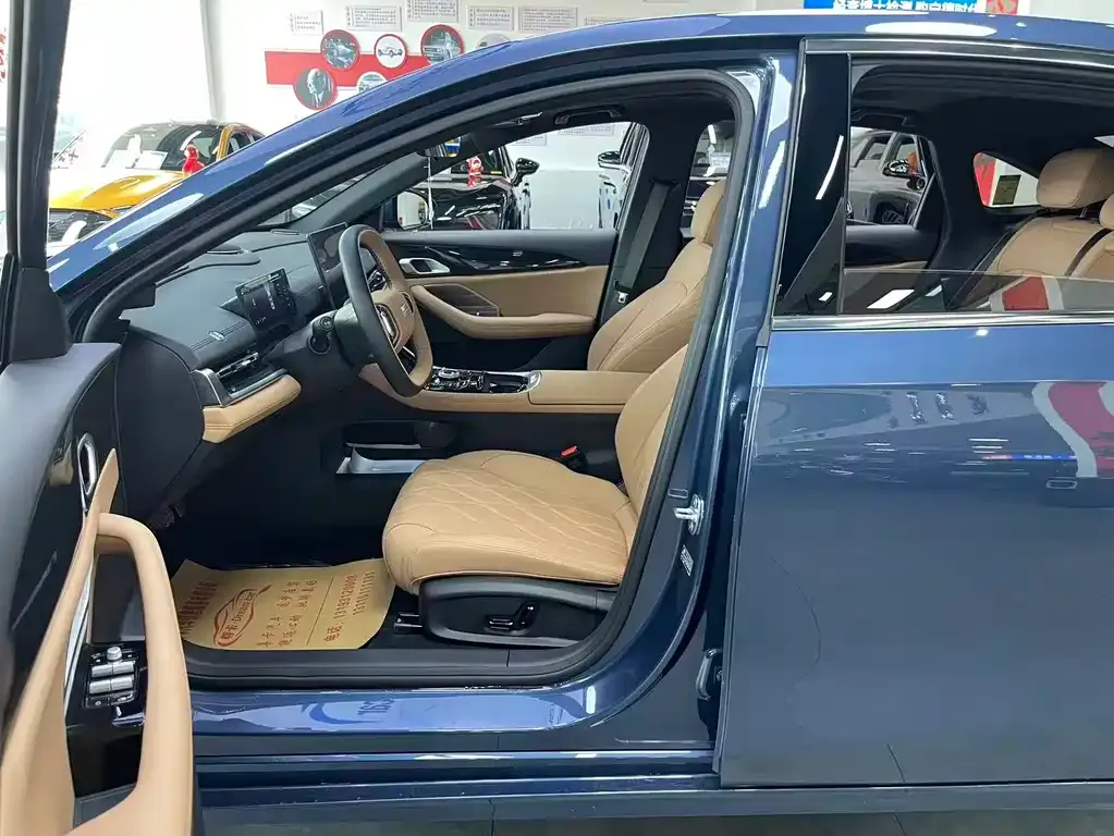 Geely Galaxy A7 2025 из CN, фото 5
