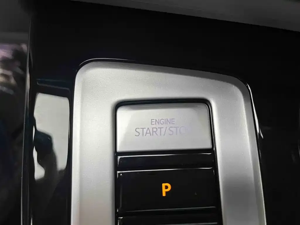 Volkswagen Tavendor 2023 из CN, фото 2