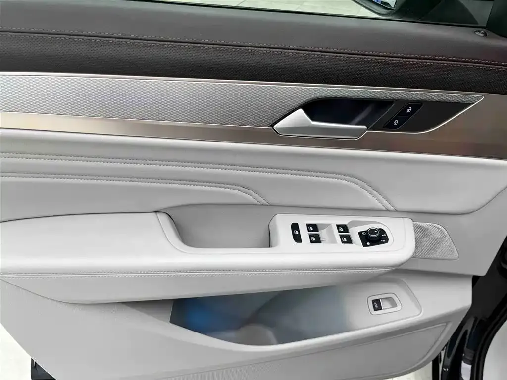 Volkswagen Tavendor 2023 из CN, фото 3