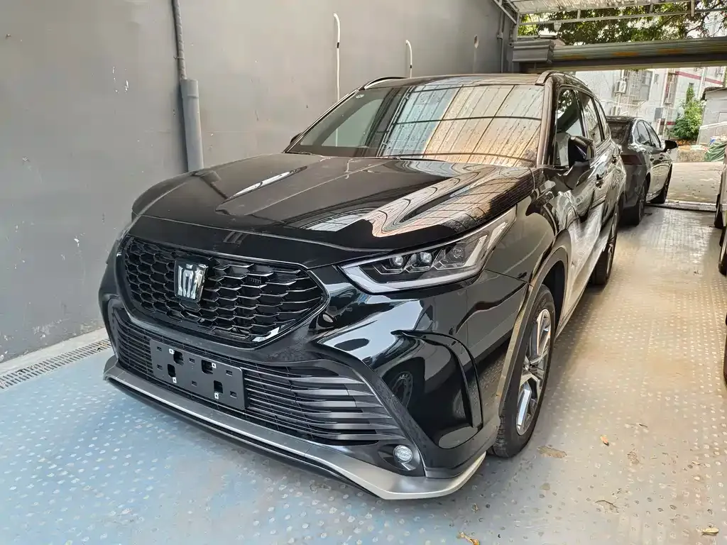 Toyota Crown Kluger 2026 из CN, фото 1