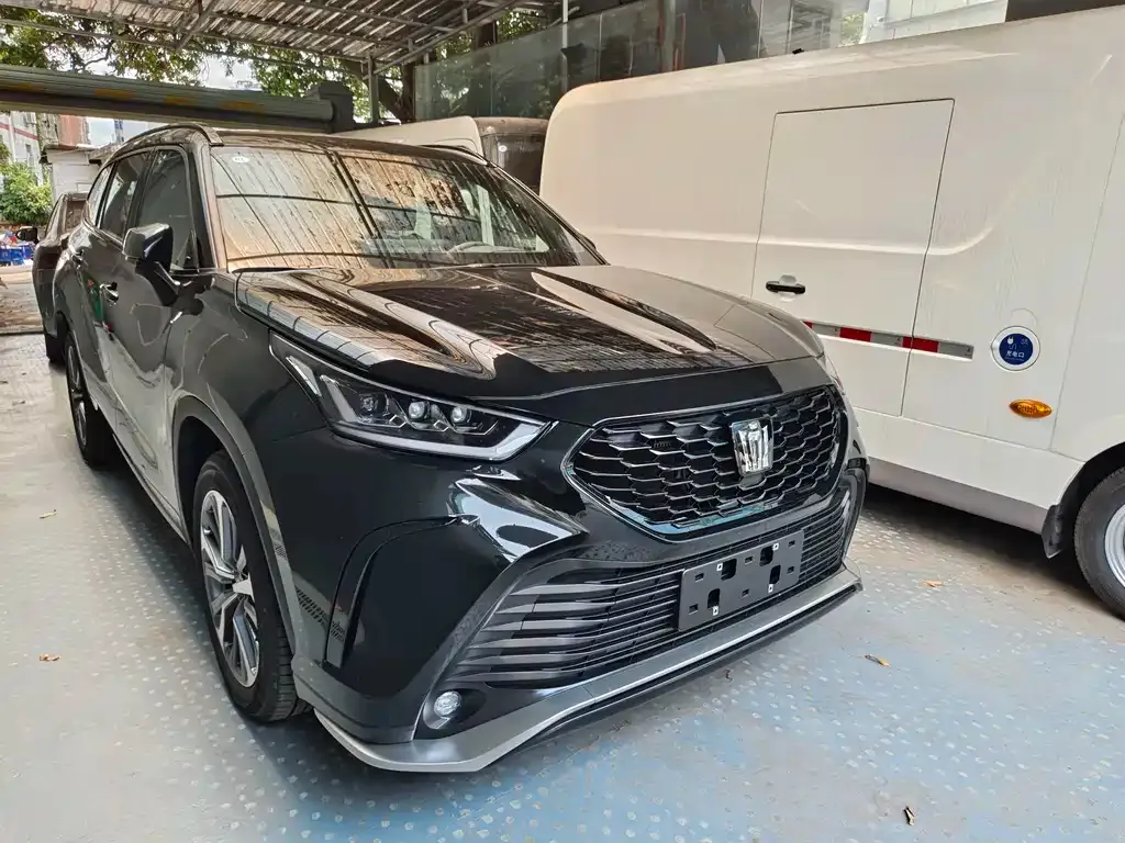 Toyota Crown Kluger 2026 из CN, фото 7