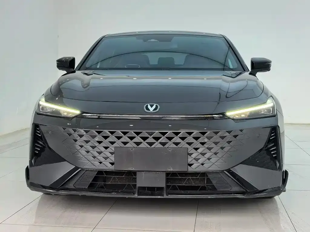 Changan UNI-V 2024 из CN, фото 1