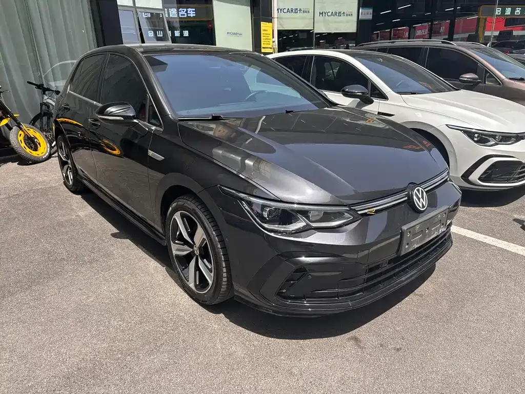Volkswagen Golf 2023 из CN, фото 4
