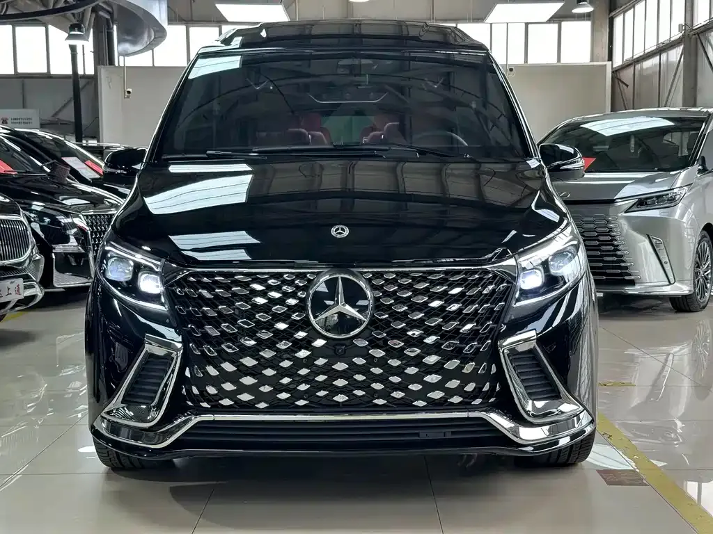Mercedes-Benz V-Class 2026 из CN, фото 1