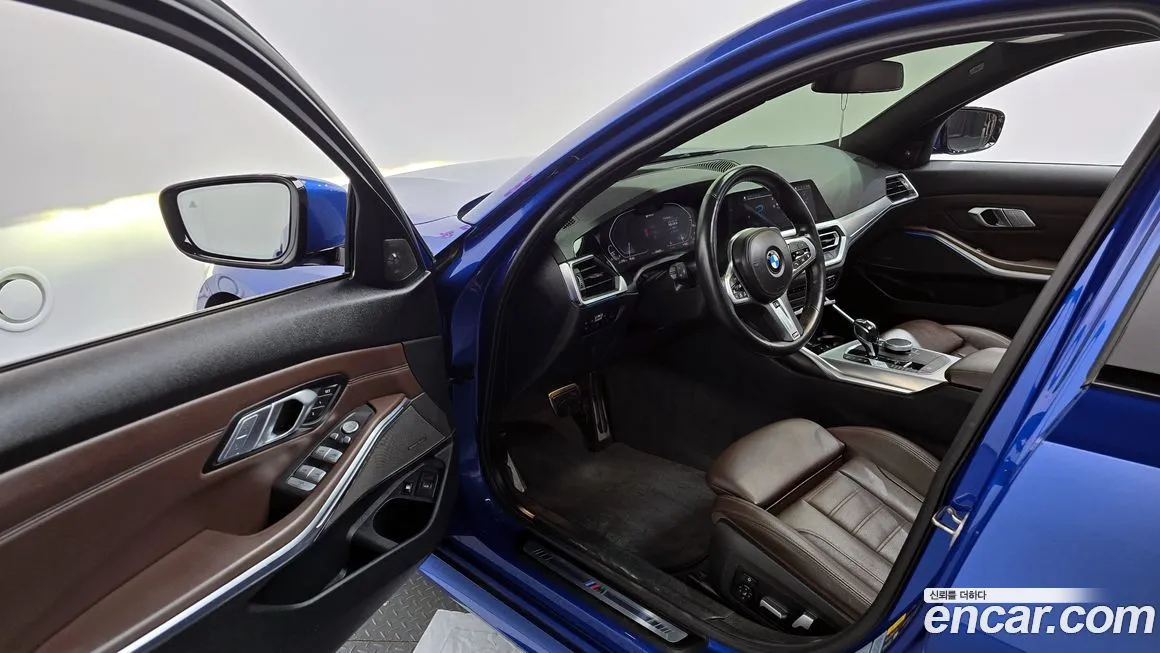 BMW 3-Series 2021 из KR, фото 9