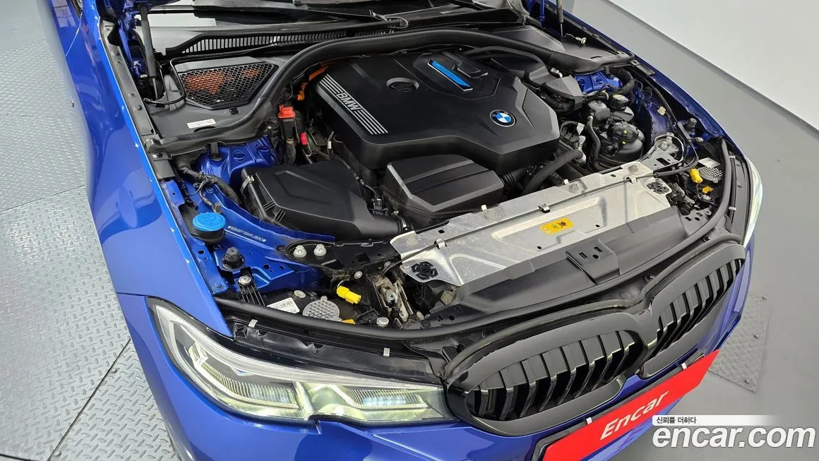 BMW 3-Series 2021 из KR, фото 10