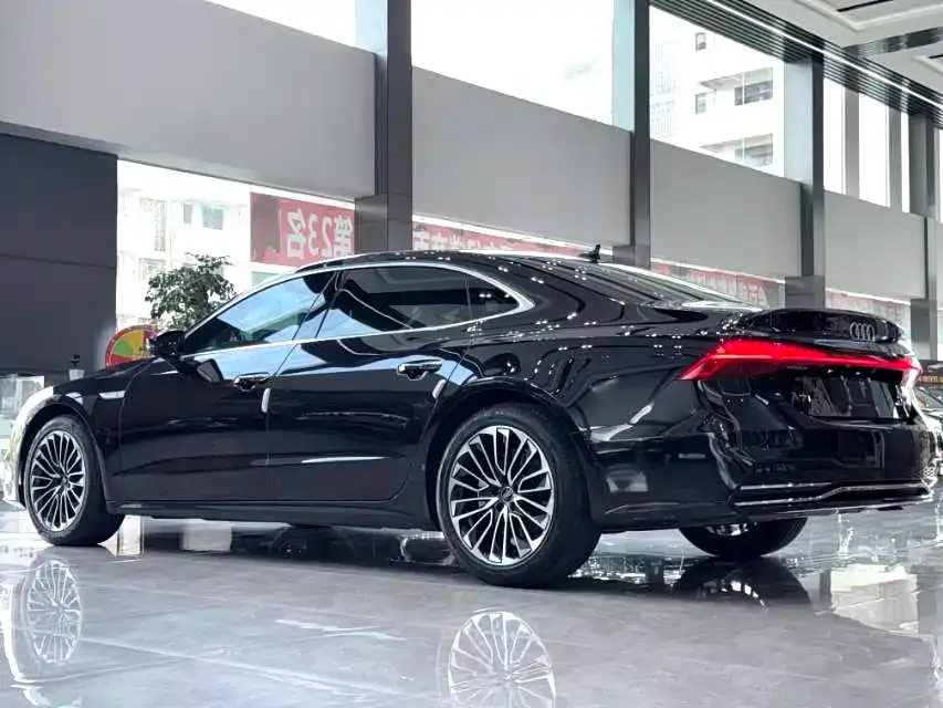 Audi A7L 2024 из CN, фото 7