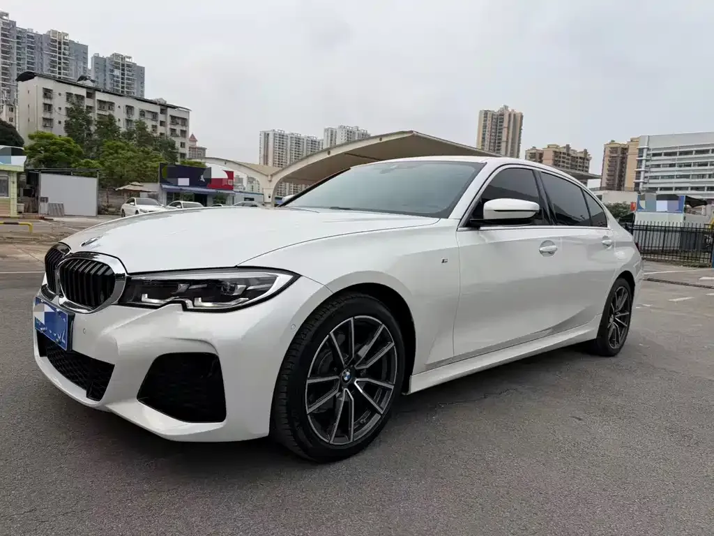 BMW 3 Series — фото 1