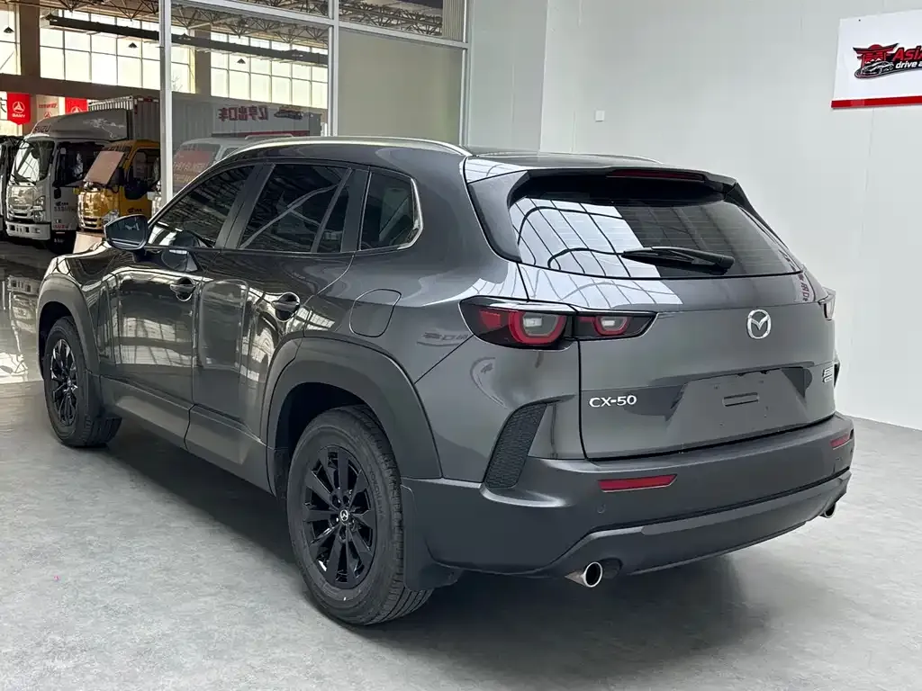 Mazda CX-50 2023 из CN, фото 8