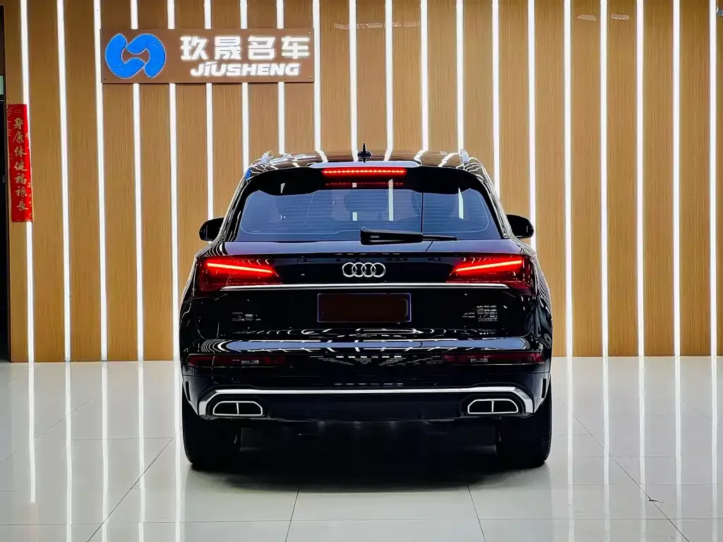 Audi Q5L 2022 из CN, фото 6