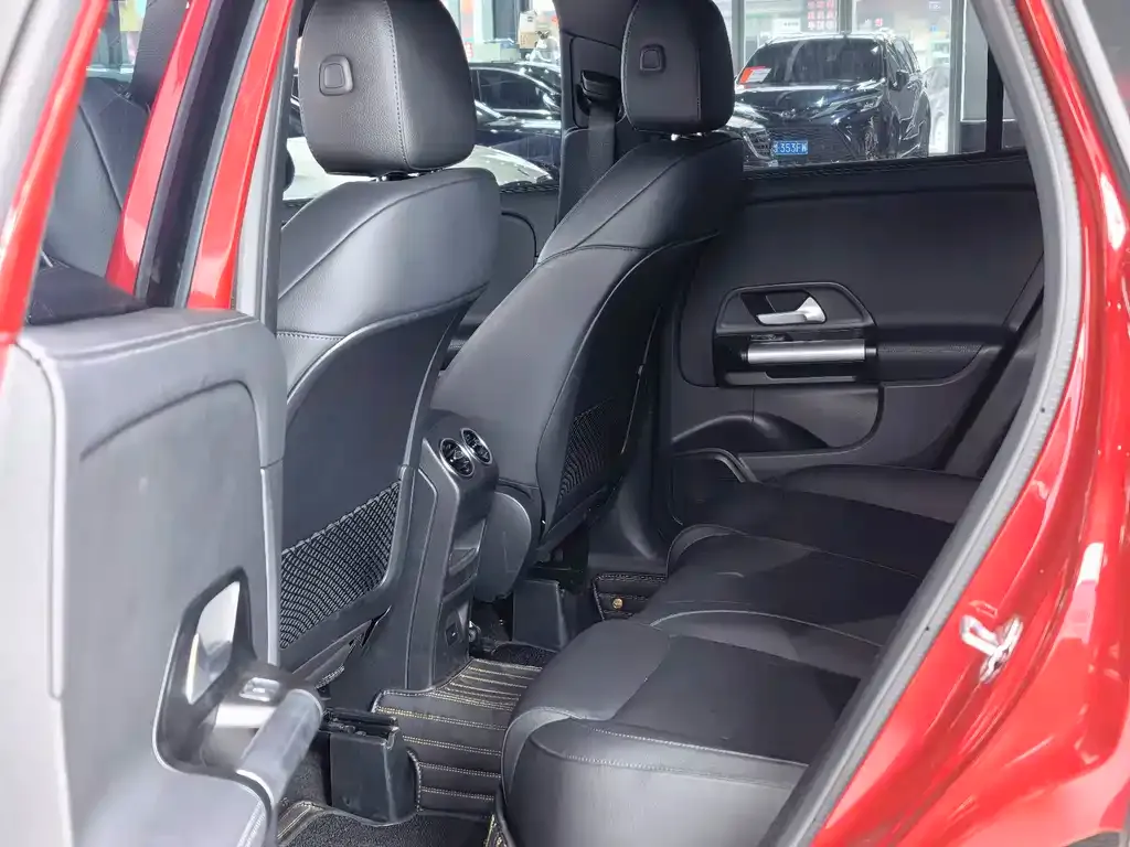 Mercedes-Benz GLA 2023 из CN, фото 6
