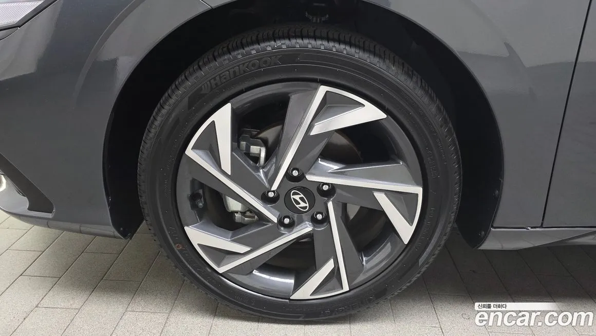 Hyundai AVANTE — фото 8