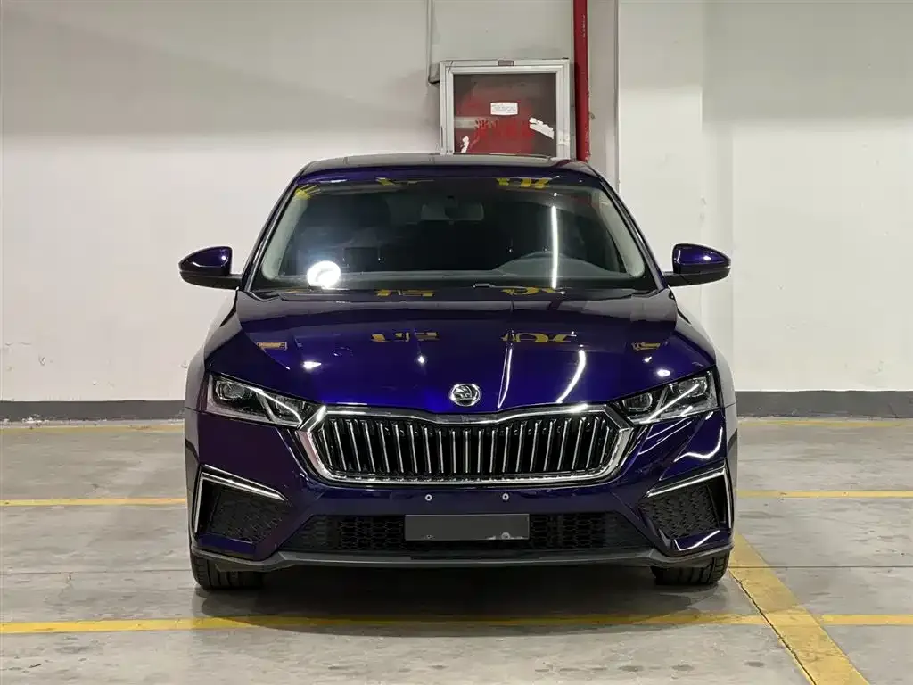 Skoda Octavia — фото 3