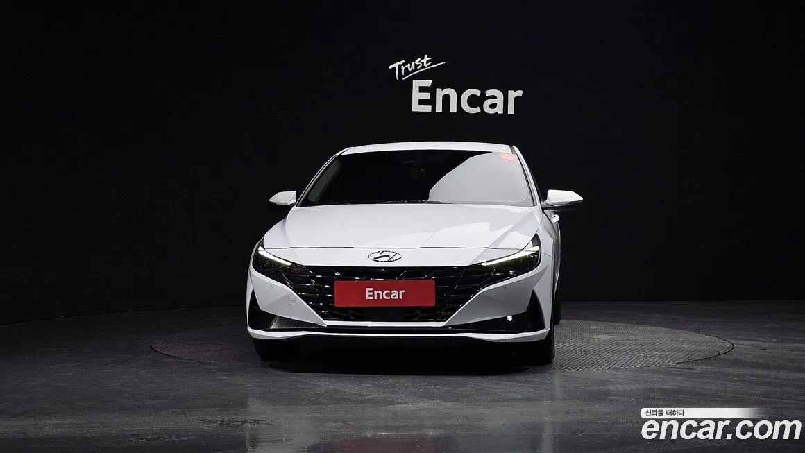 Hyundai AVANTE — фото 2