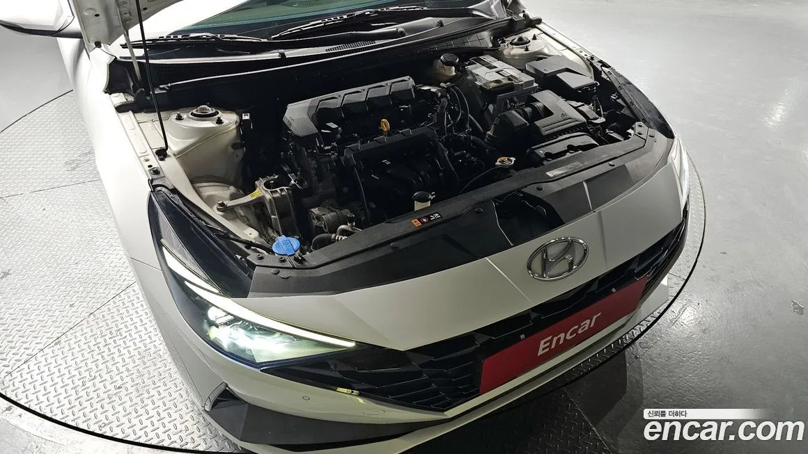 Hyundai AVANTE — фото 8
