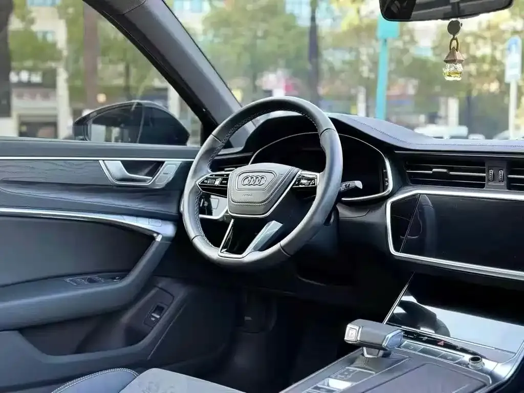 Audi A6L 2024 из CN, фото 3