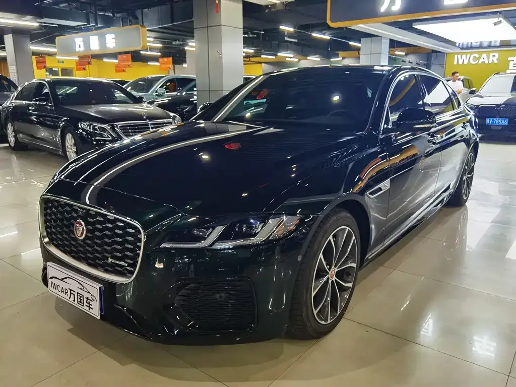 Jaguar XFL — фото 1