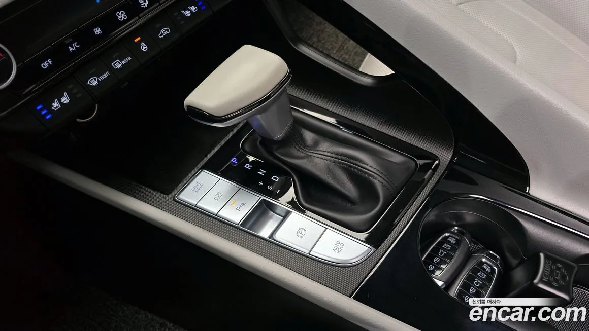 Hyundai AVANTE 2021 из KR, фото 7