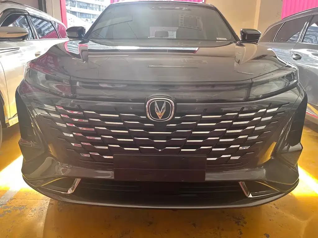 Changan CS75PLUS — фото 2