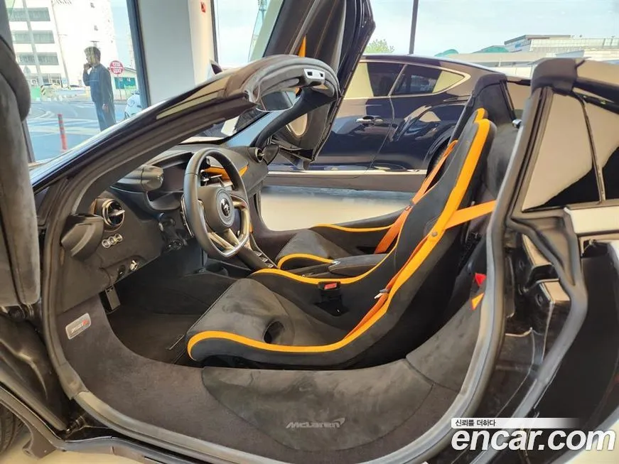 Mclaren 750S 2024 из KR, фото 5