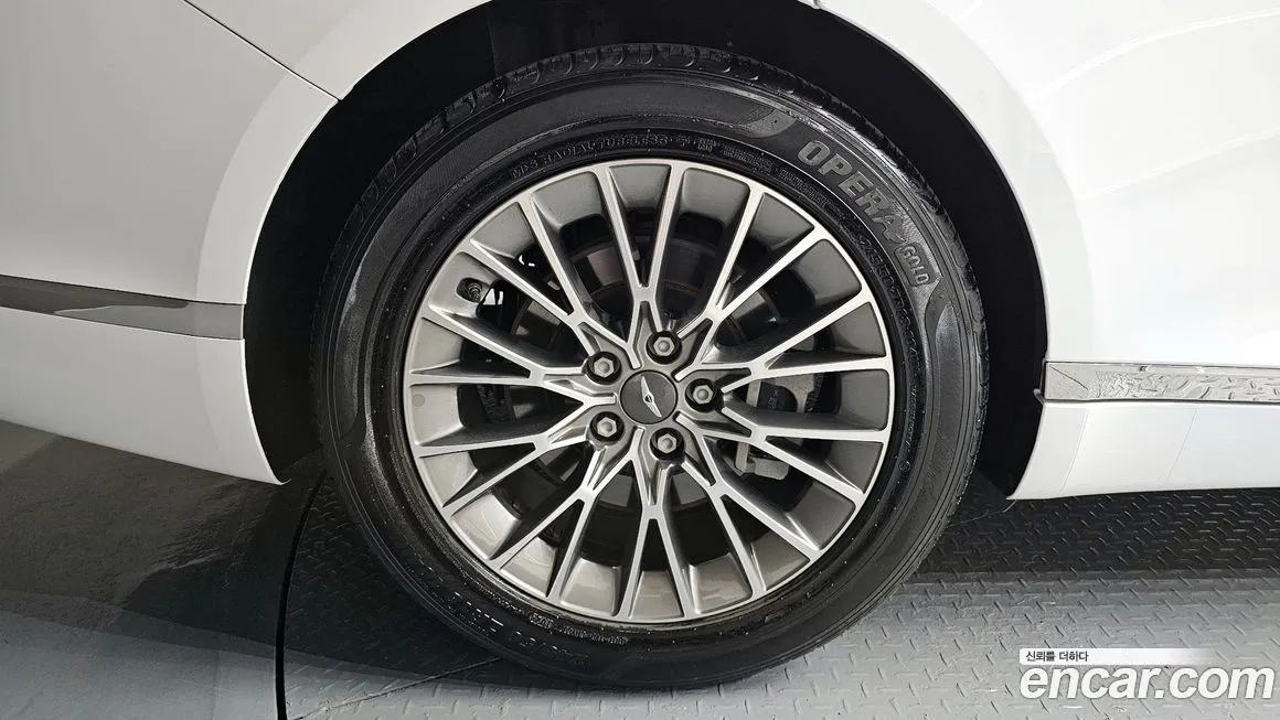 Genesis G80 — фото 10