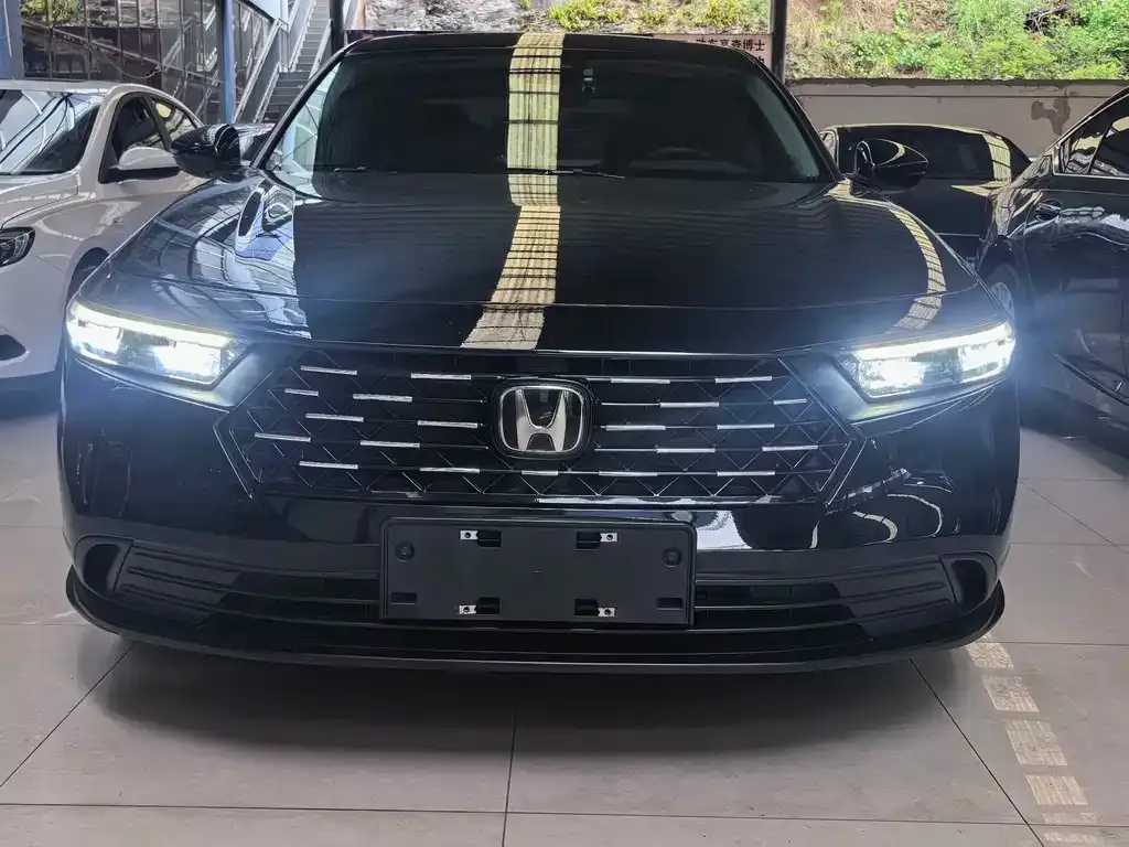 Honda Accord 2023 из CN, фото 1