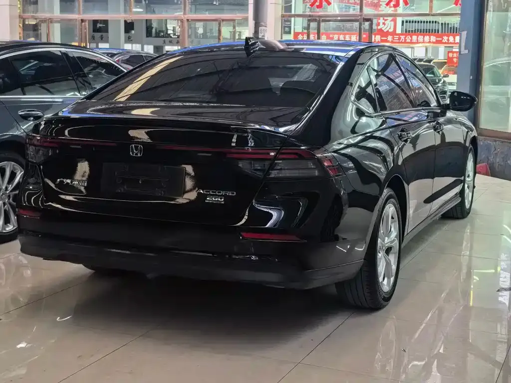 Honda Accord 2023 из CN, фото 5