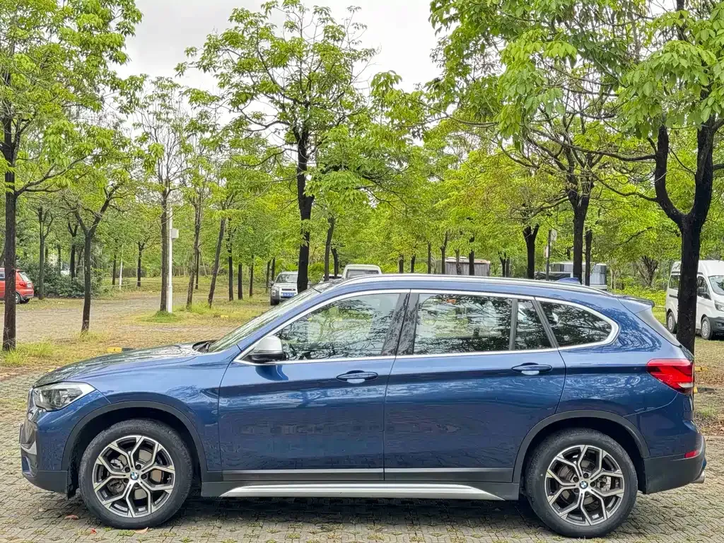 BMW X1 — фото 10