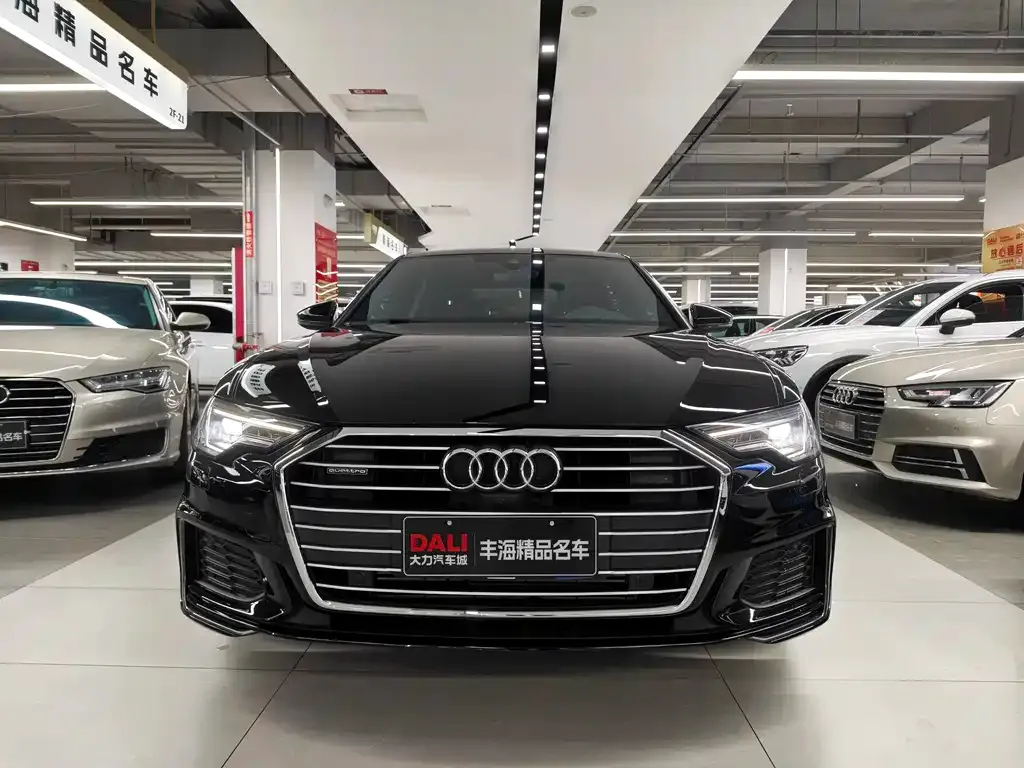 Audi A6L 2021 из CN, фото 4