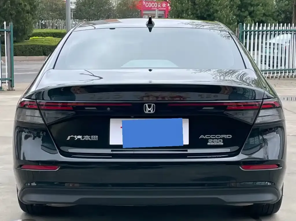 Honda Accord — фото 5