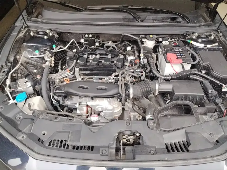 Honda Accord — фото 10