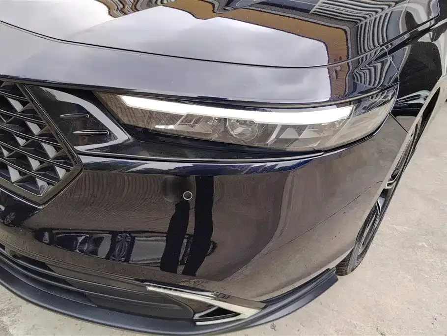 Honda Accord — фото 8