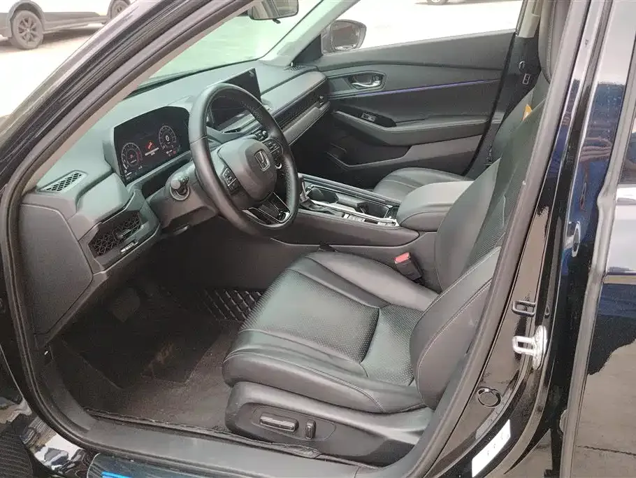 Honda Accord — фото 6