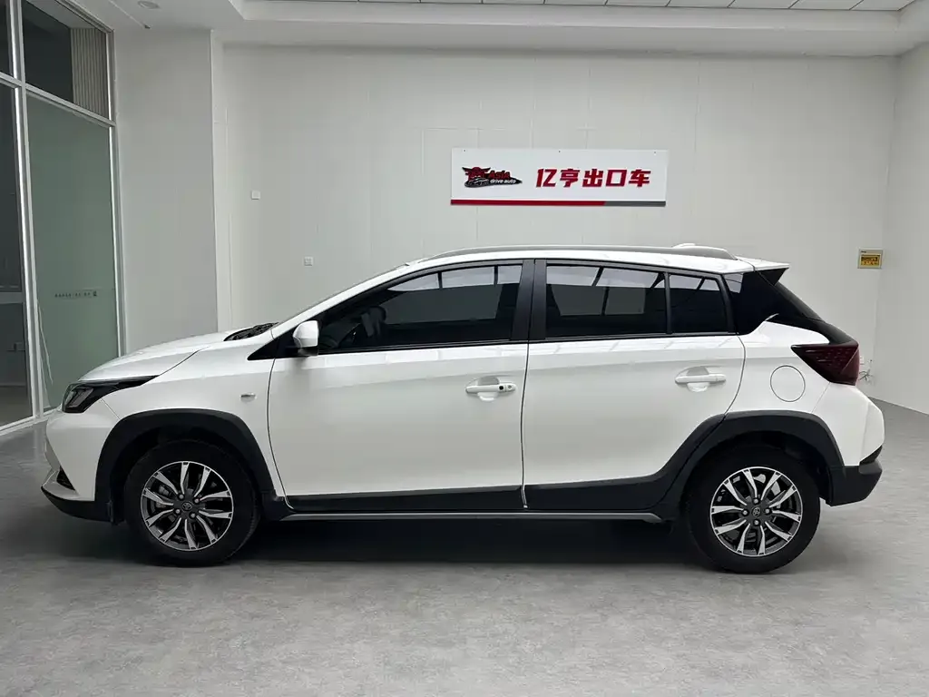 Toyota Yaris L 2021 из CN, фото 8
