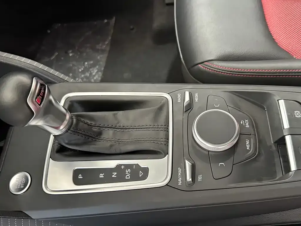 Audi Q2L 2021 из CN, фото 5