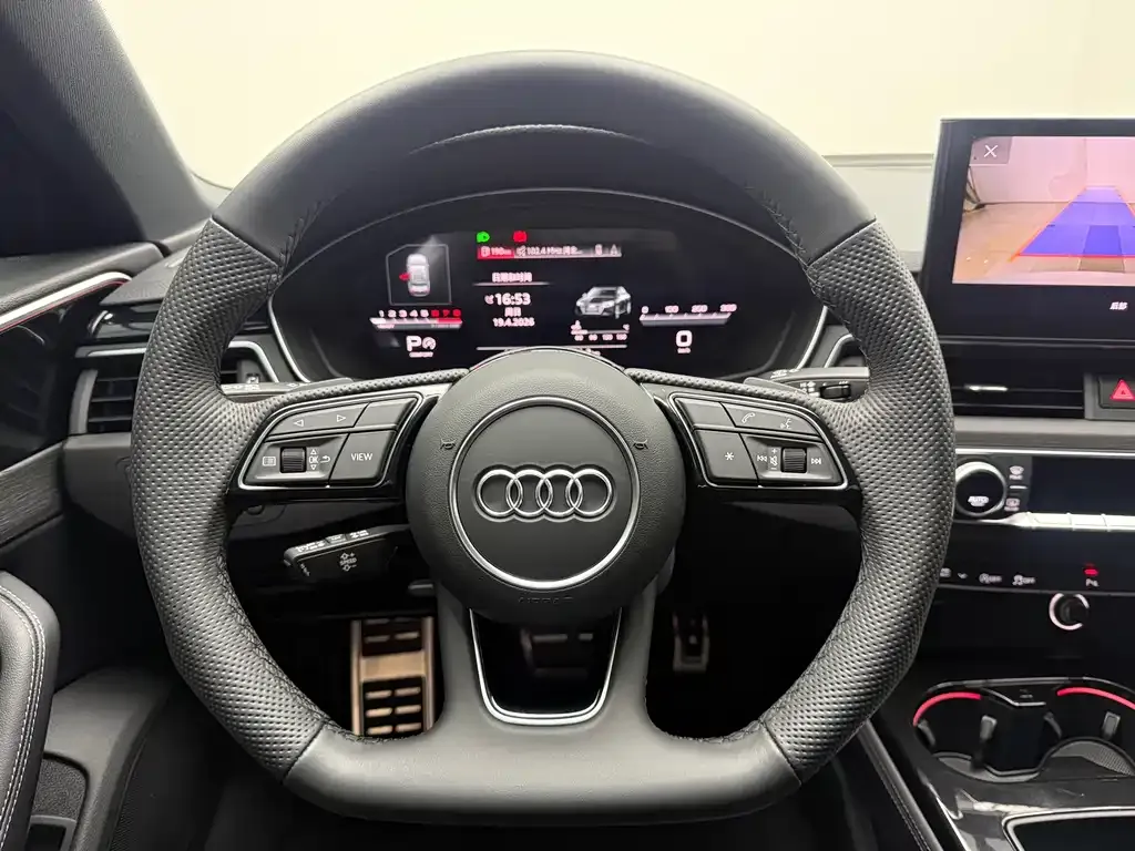 Audi A4L — фото 10