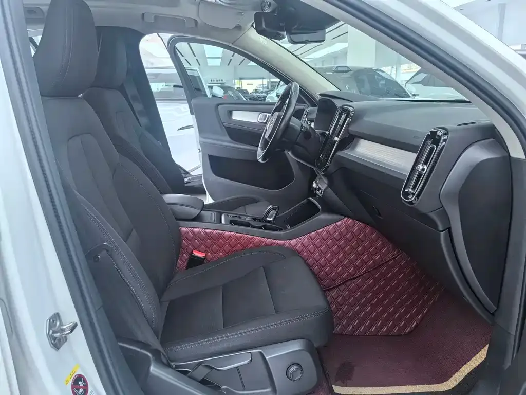 Volvo XC40 2021 из CN, фото 9