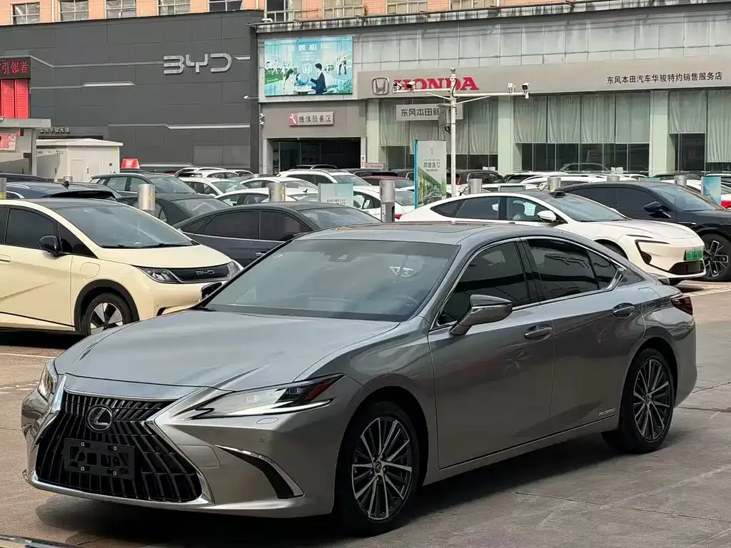 Lexus ES 2022 из CN, фото 1