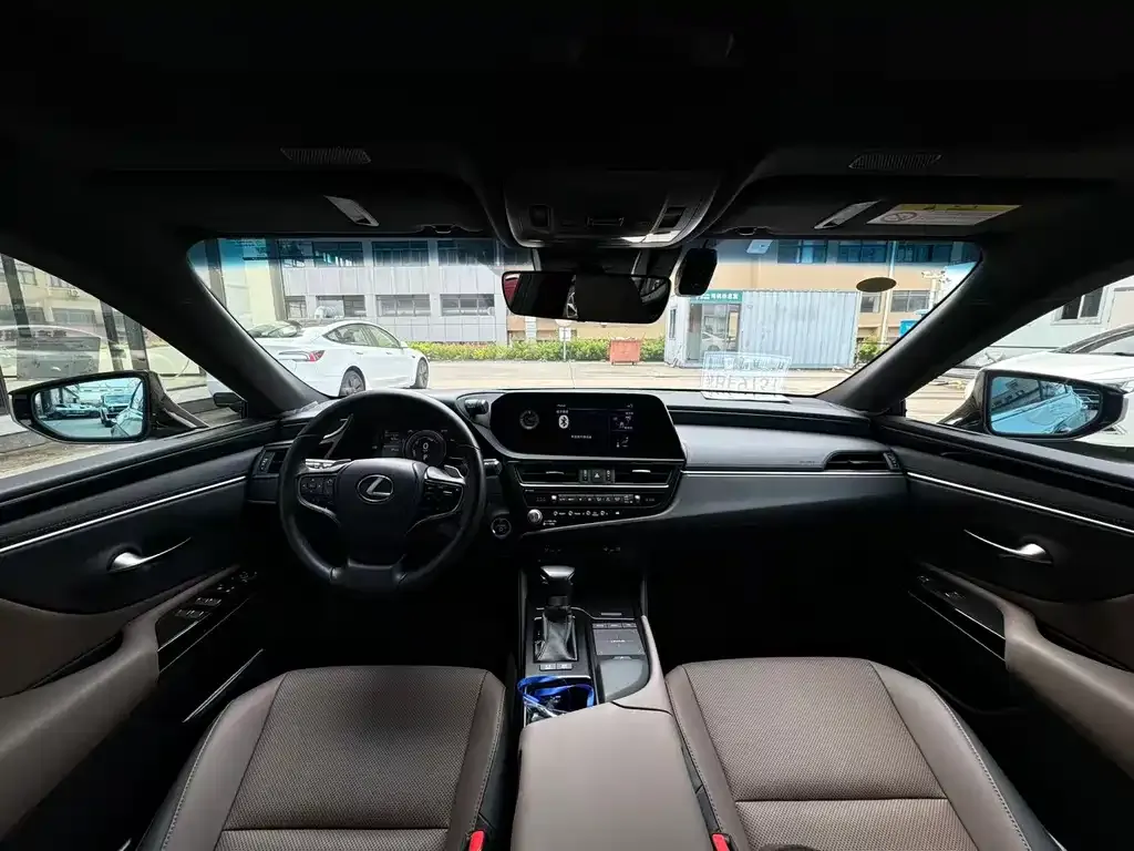 Lexus ES 2022 из CN, фото 6