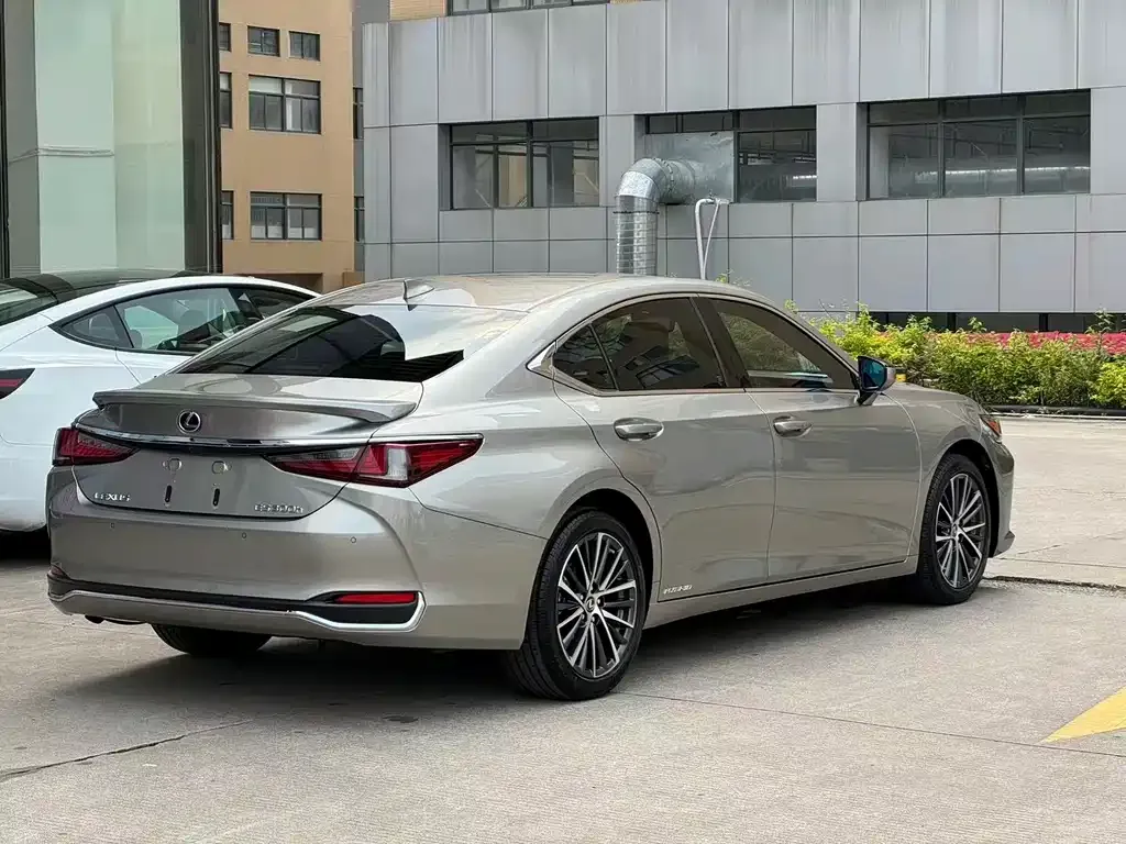 Lexus ES 2022 из CN, фото 7