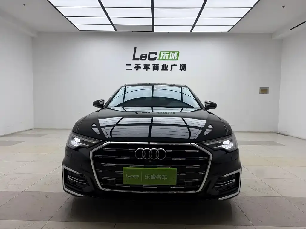 Audi A6L 2024 из CN, фото 6