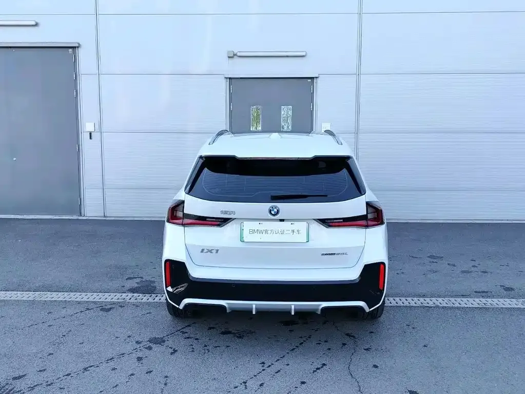 BMW iX1 2025 из CN, фото 7