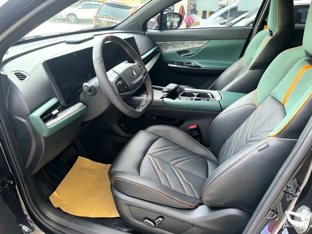 Changan UNI-T 2023 из CN, фото 4