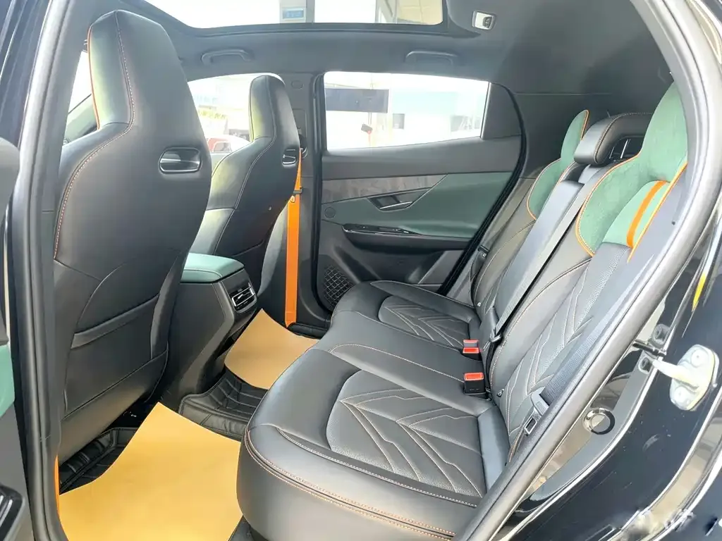 Changan UNI-T 2023 из CN, фото 2